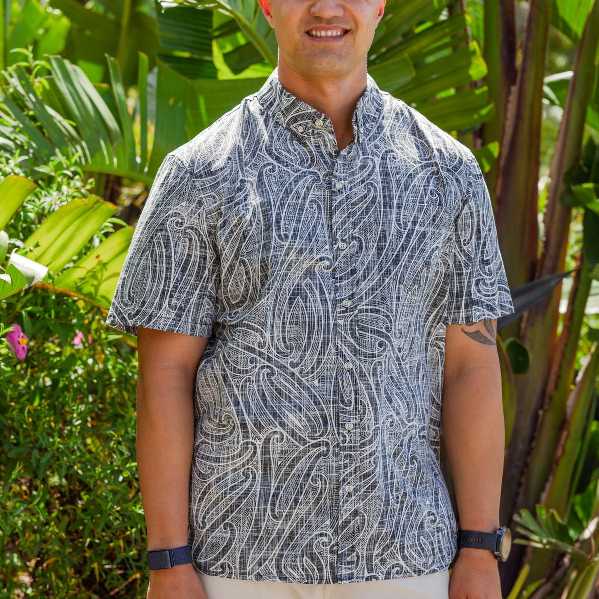 Kowhaiwhai Kiwi Classic Short Sleeve Mens Shirt