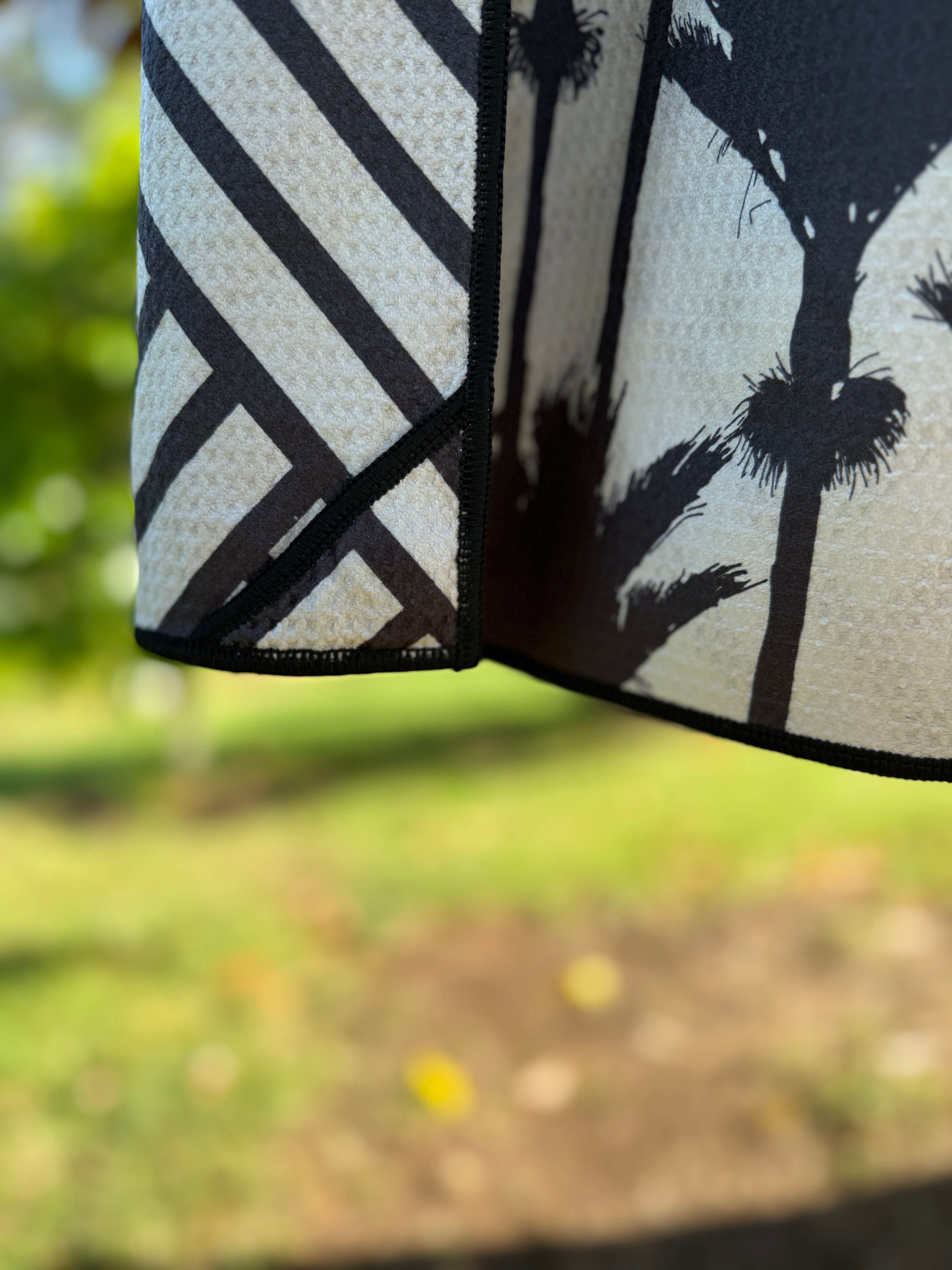 Nikau Beach Towel with magnets