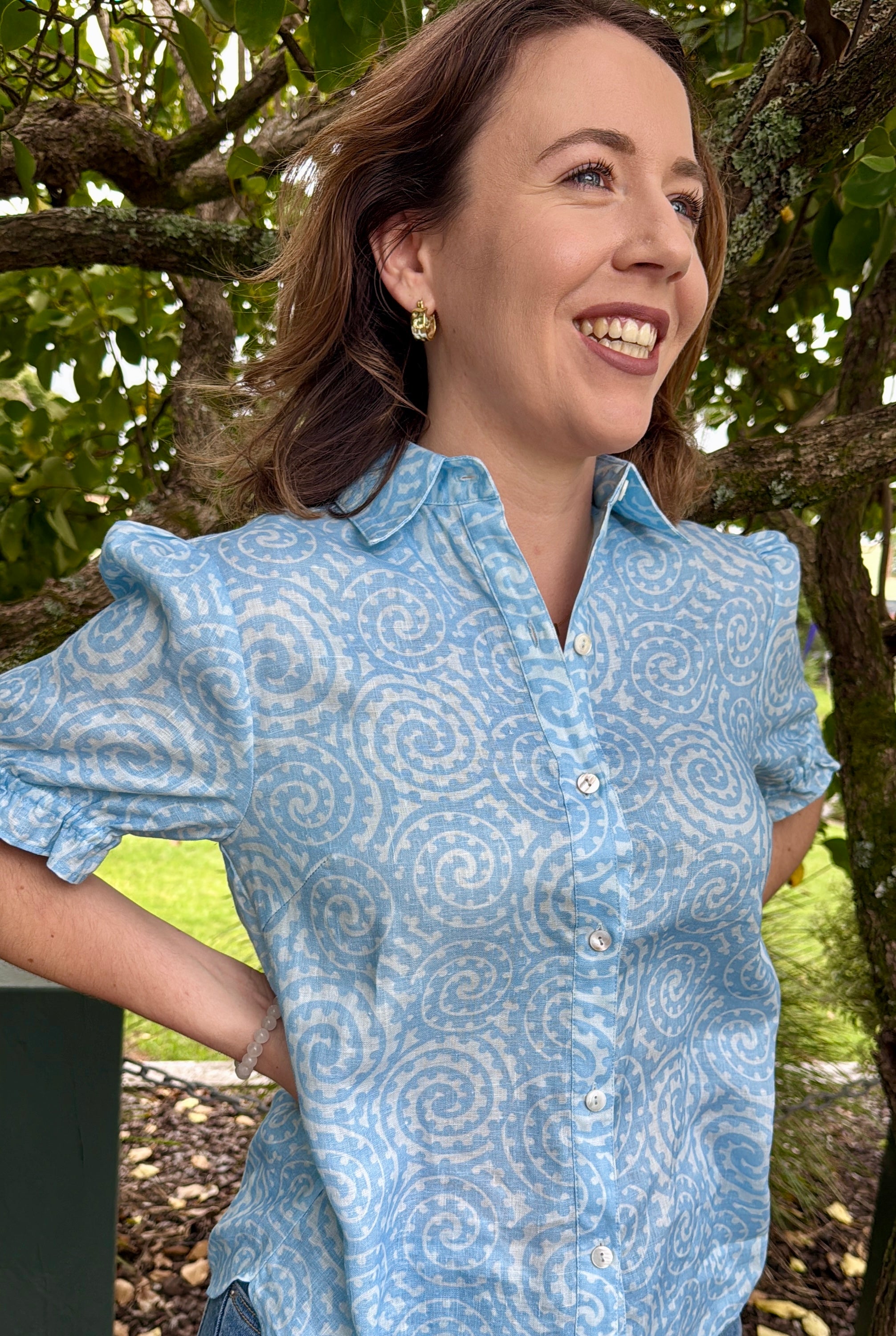 Takarangi Linen Blouse- Blue