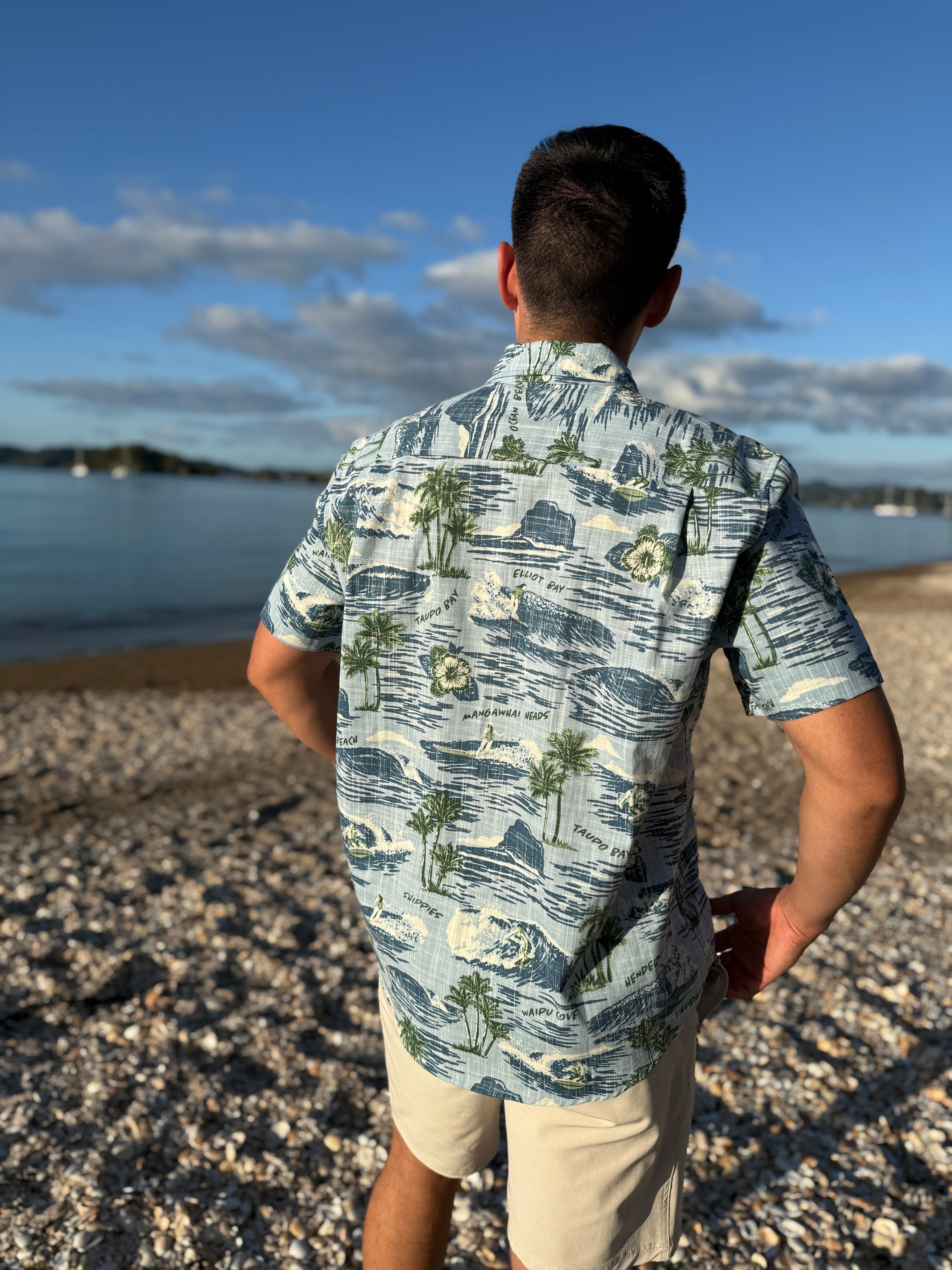 Surf Northland Kiwi Classic Short Sleeve Mens Shirt