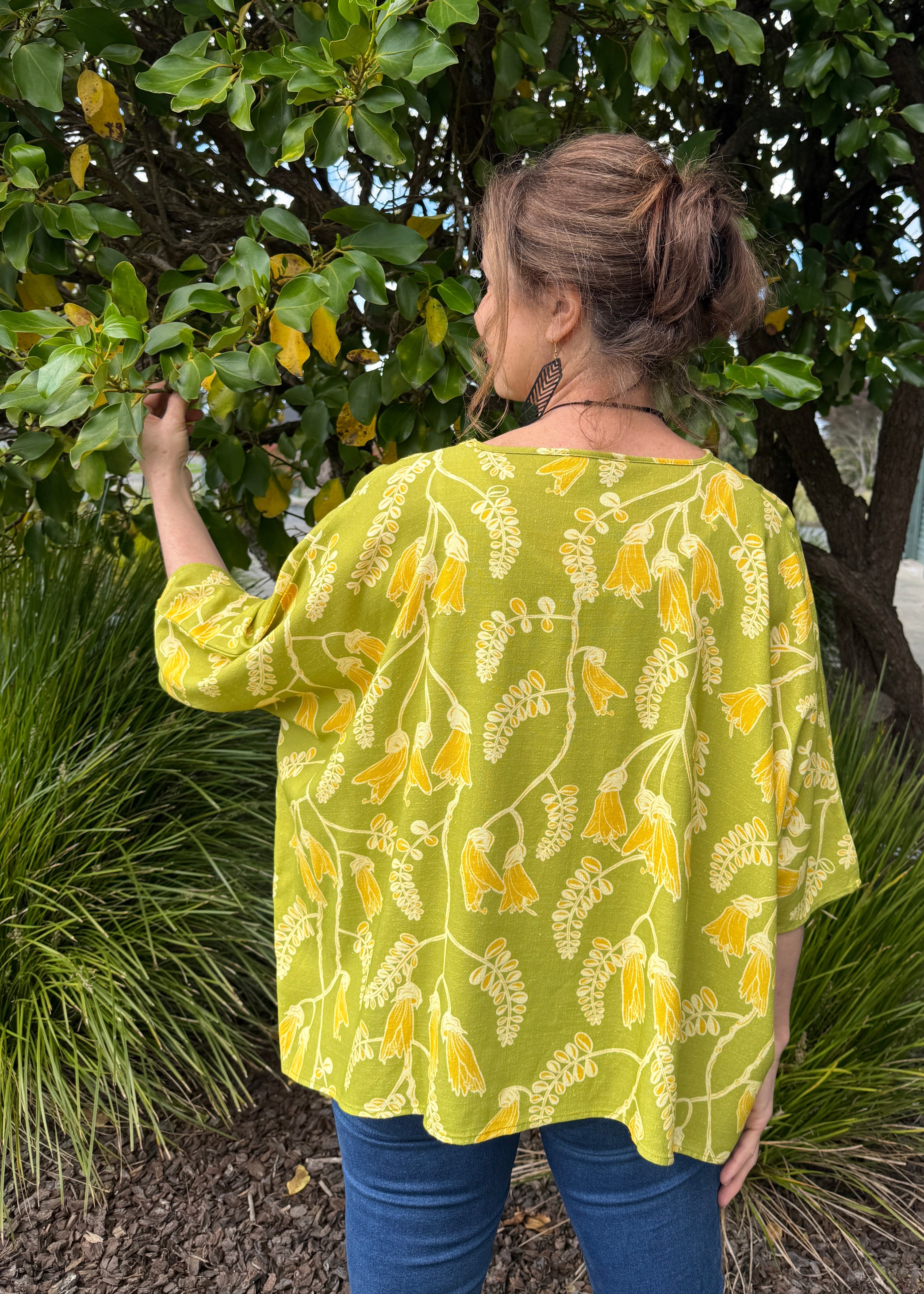 Kōwhai Oversized 3/4 Sleeve Blouse