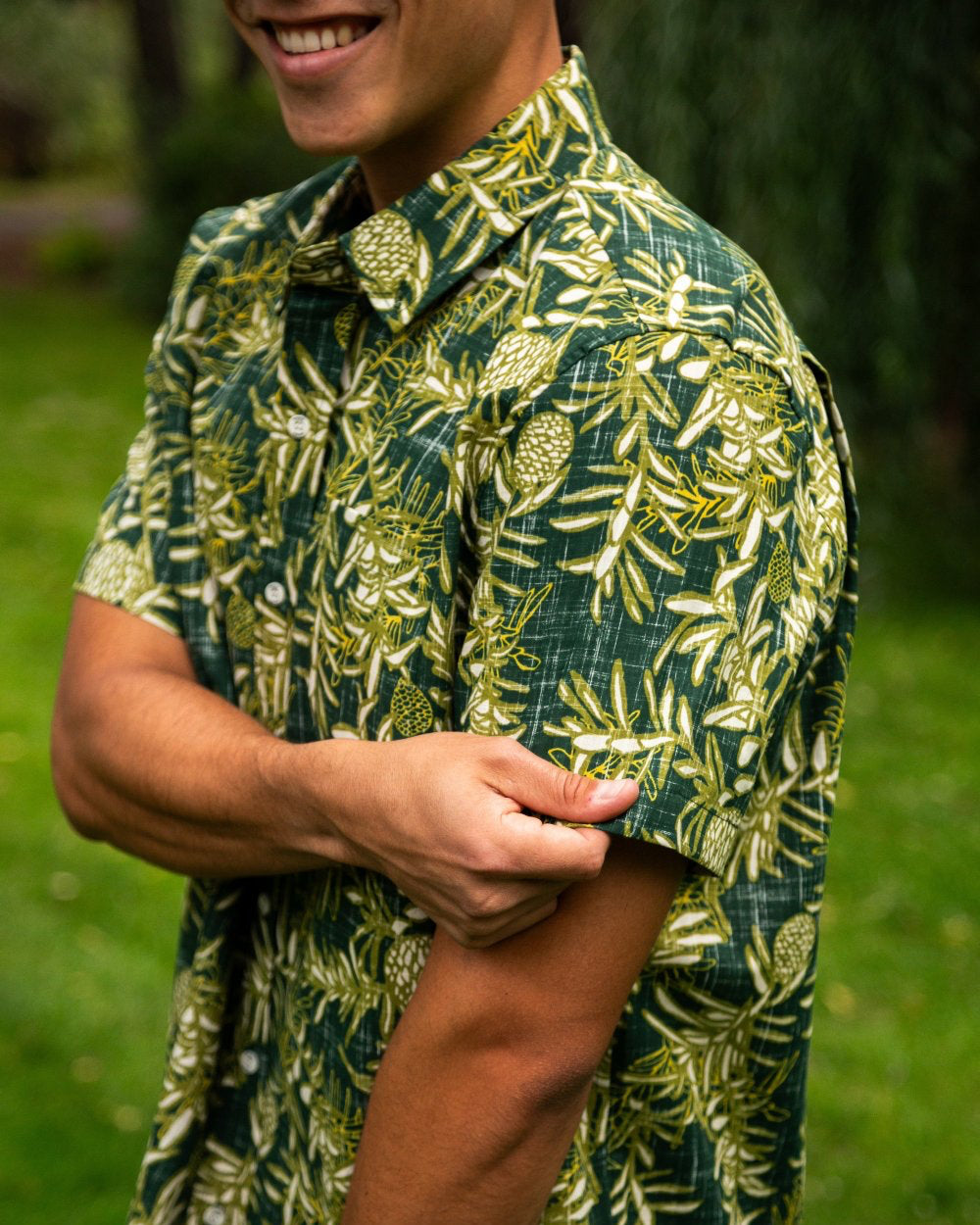 Men’s short sleeve shirt New Zealand – Kiwi Classic with Kauri leaf print, NZ-designed smart casual menswear by Kaleo; premium, wrinkle-free, easy-care.