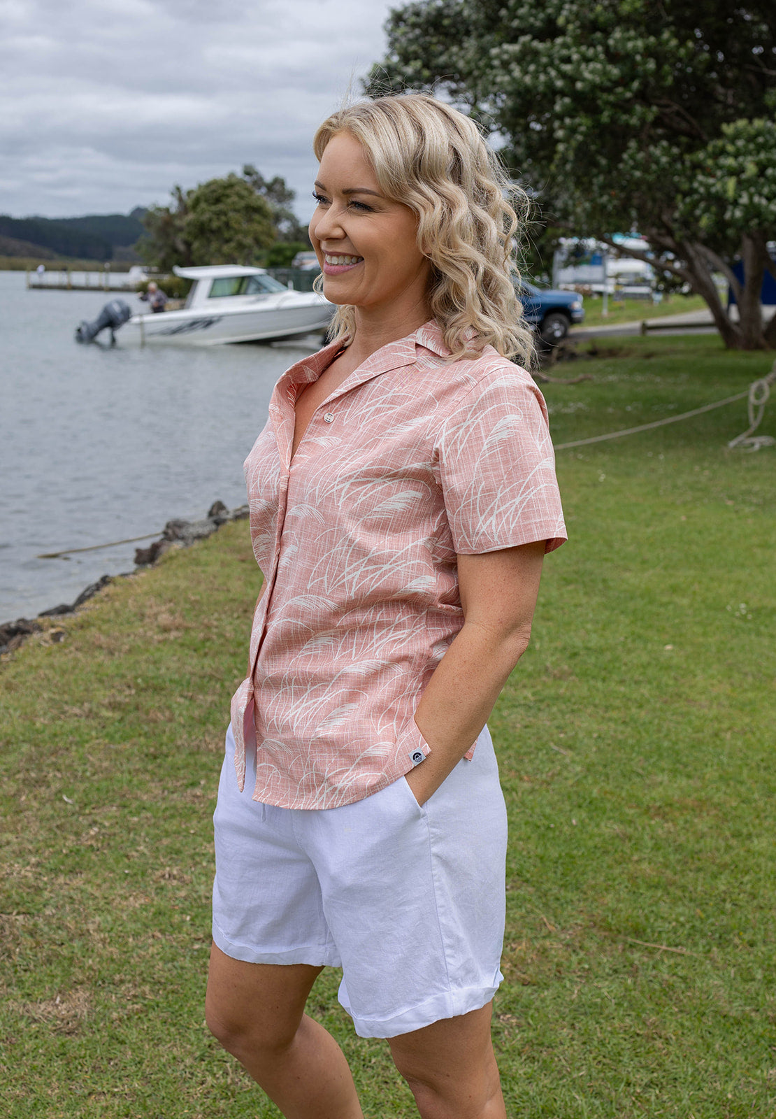 Womens short sleeve Kiwi Classic shirt in soft pink Toe Toe print – lightweight button-up summer shirt inspired by New Zealand native grasses, perfect for casual coastal style