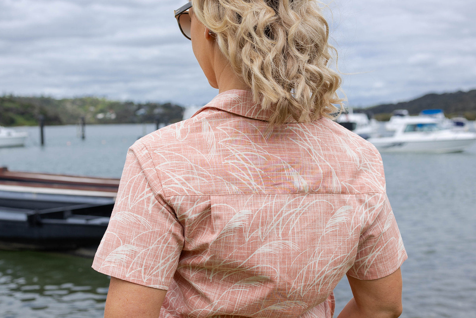 Womens short sleeve Kiwi Classic shirt in soft pink Toe Toe print – lightweight button-up summer shirt inspired by New Zealand native grasses, perfect for casual coastal style