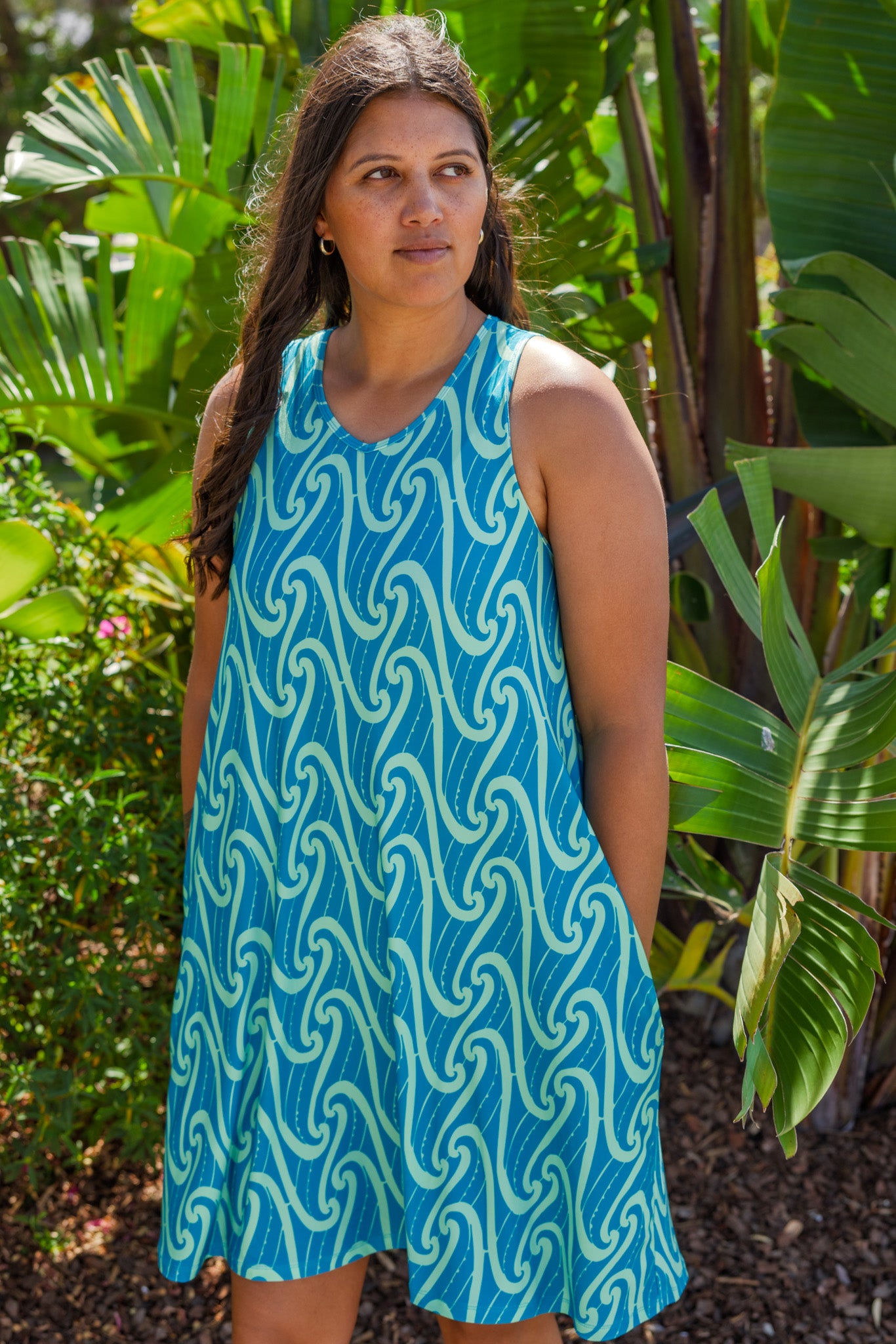 Puhoro Sleeveless Short Dress.