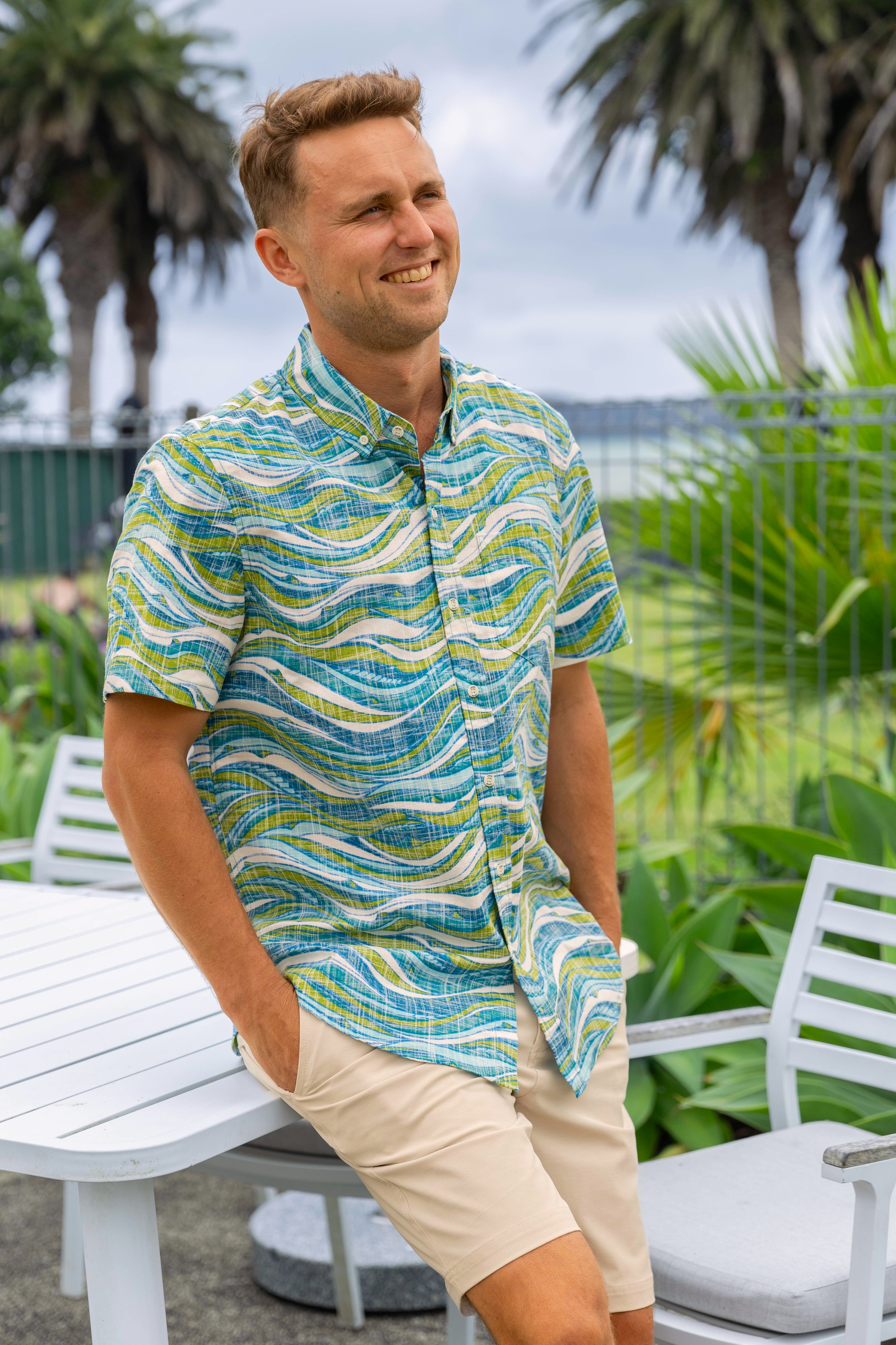 Rerenga Kiwi Classic Short Sleeve Mens Shirt