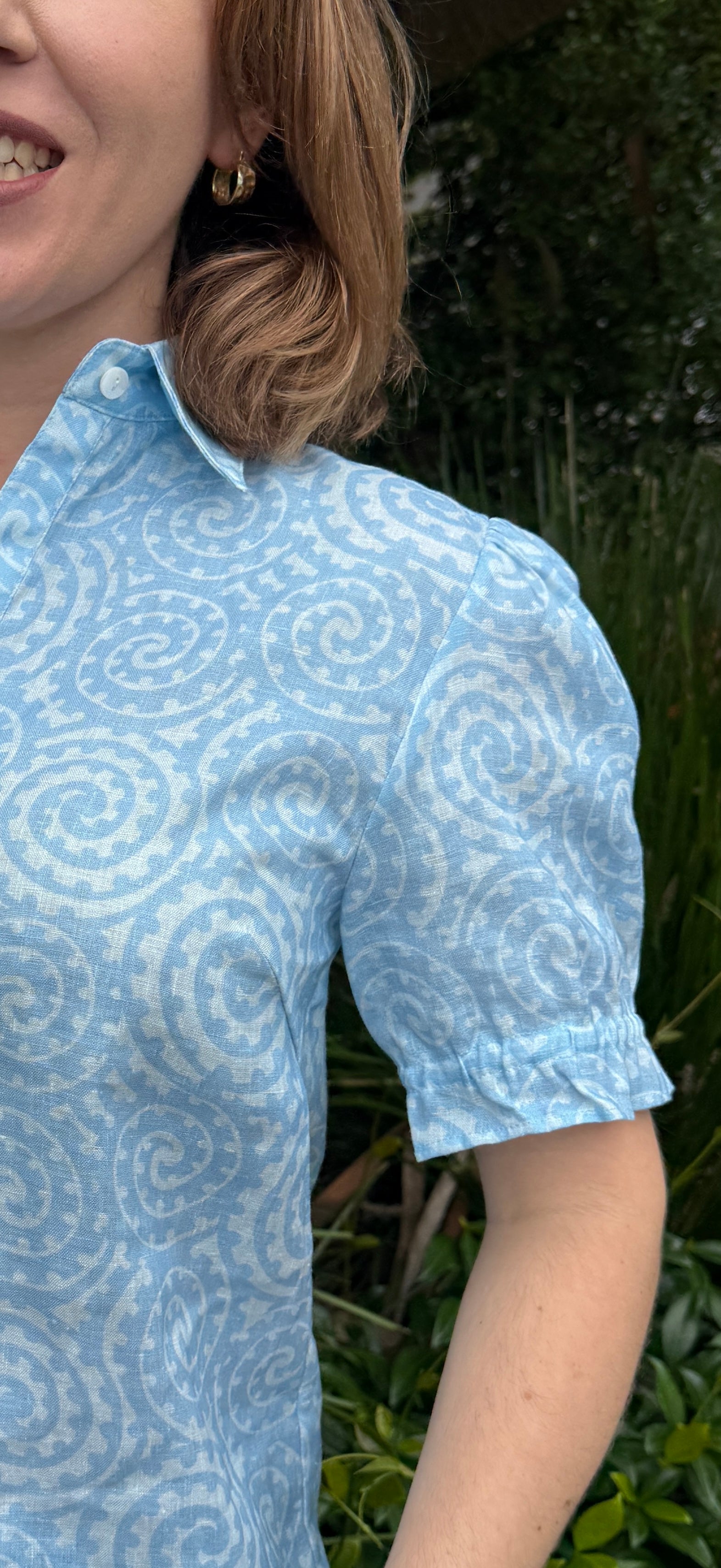 Takarangi Linen Blouse- Blue