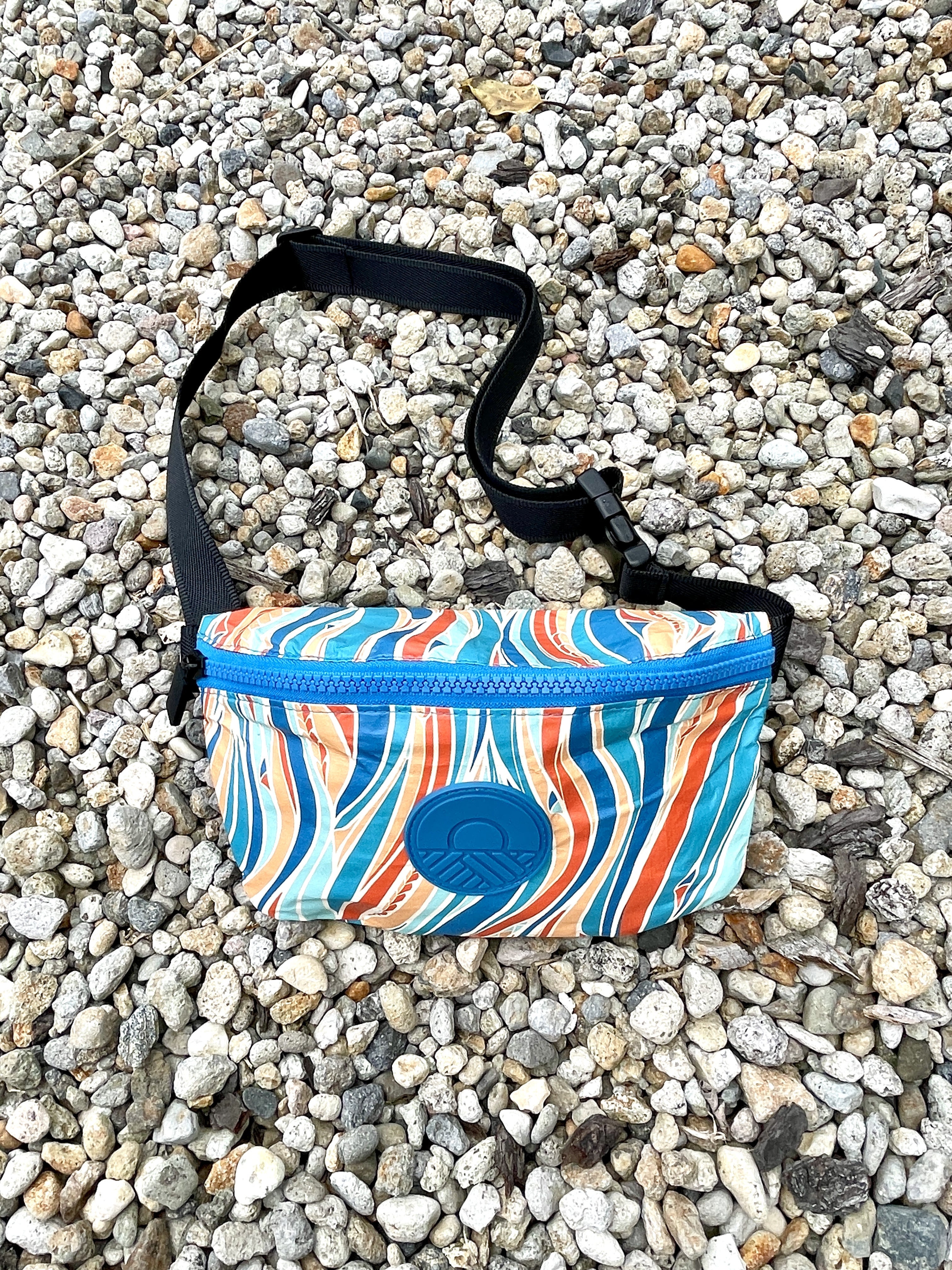 Accessories NZ – splashproof bum bag, NZ-designed travel waist bag by Kaleo; unique Kiwi gift and New Zealand souvenir